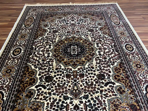 Shahid_Persian_Carpet_Rug_5x7