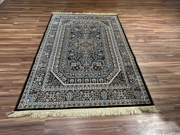 Usman_Persian_Carpet_Rug_5x7