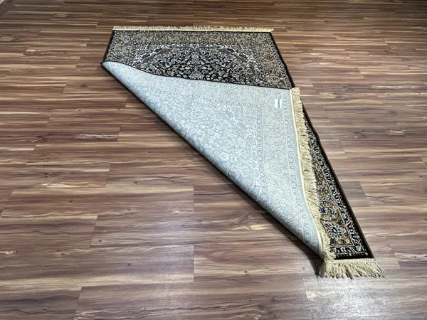 Wahid_Persian_Carpet_Rug_5x7