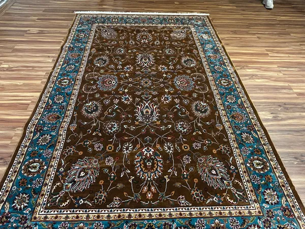 Noora_Persian_Carpet_Rug_6x9