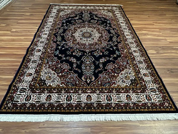 Aaira_Persian_Carpet_Rug_6x9