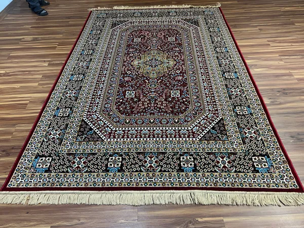 Saira_Persian_Carpet_Rug_6x9