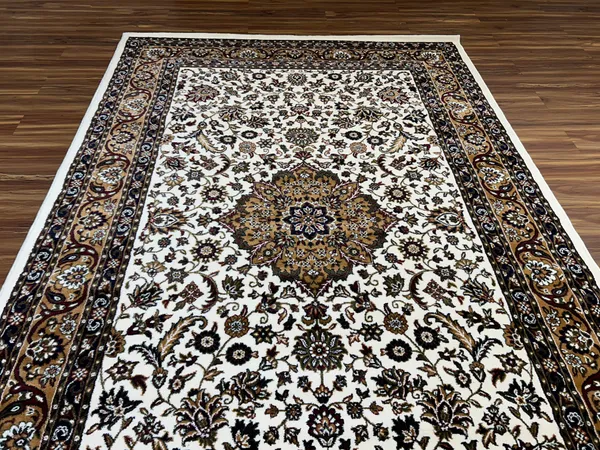 Arvix_Persian_Carpet_Rug_6x9