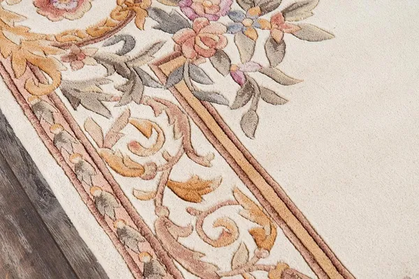 Vintrex_Hand_Tufted_Carpet_Rug