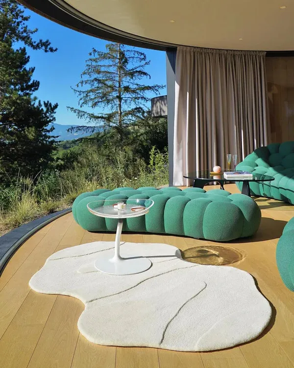 Lumo_Irregular_Hand_Tufted_Carpet_Rug