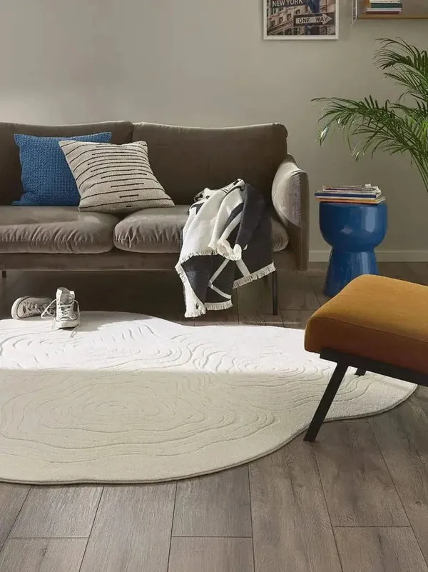 Diro_Irregular_Hand_Tufted_Carpet_Rug
