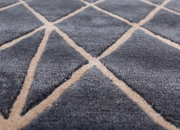 Xena_Luxe_Irregular_Hand_Tufted_Carpet_Rug