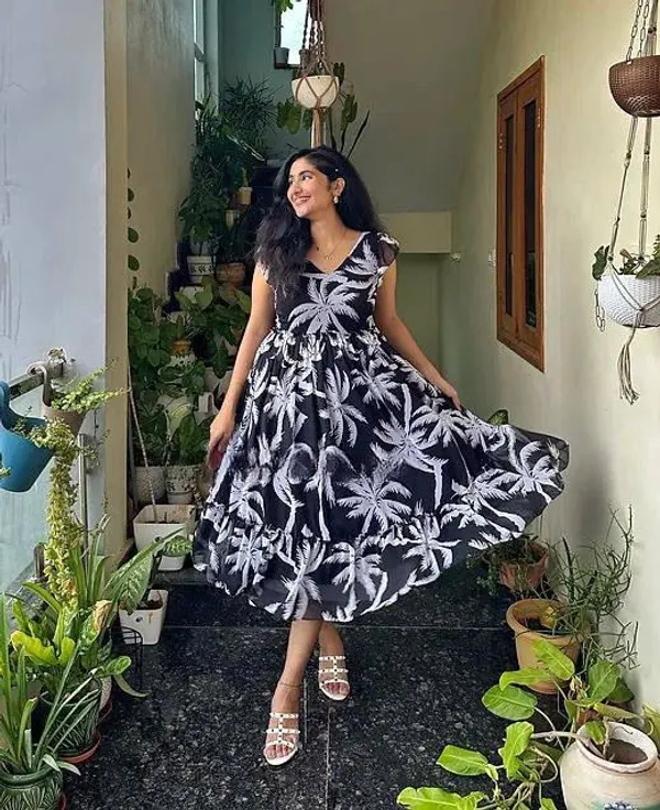 Black_Organza_Digital_Print_Maxi_Dress_For_Women