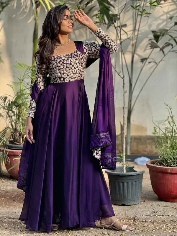 Purple_Georgette_Flared_Gown_With_Dupatta_For_Women