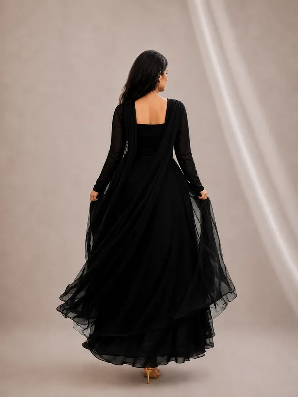 Black_Georgette_Sequin_Anarkali_With_Dupatta_For_Women