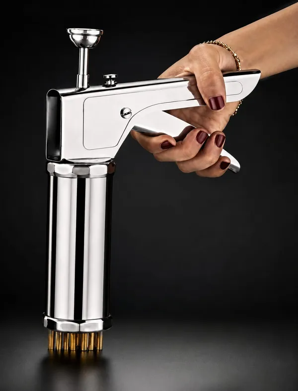 Stainless_Steel_Manual_Cookie_Press_With_Interchangeable_Discs