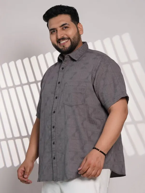 Charcoal_Grey_Textured_Plus_Size_Men_S_Casual_Shirt