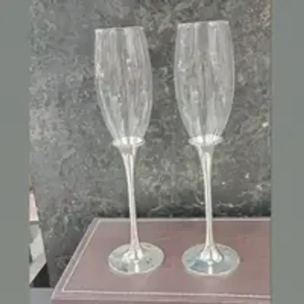 Champagne_Glasses_Setup_2