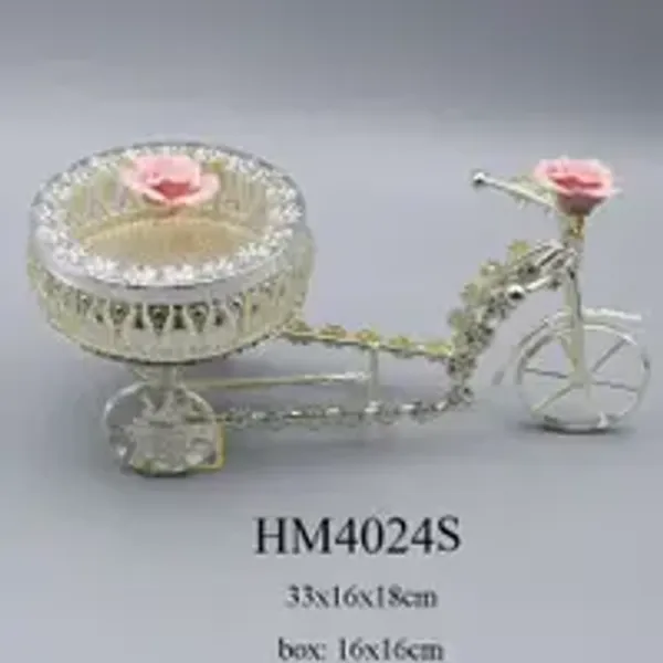 Cycle_Style_Two_Partition_Dry_Fruits_Candy