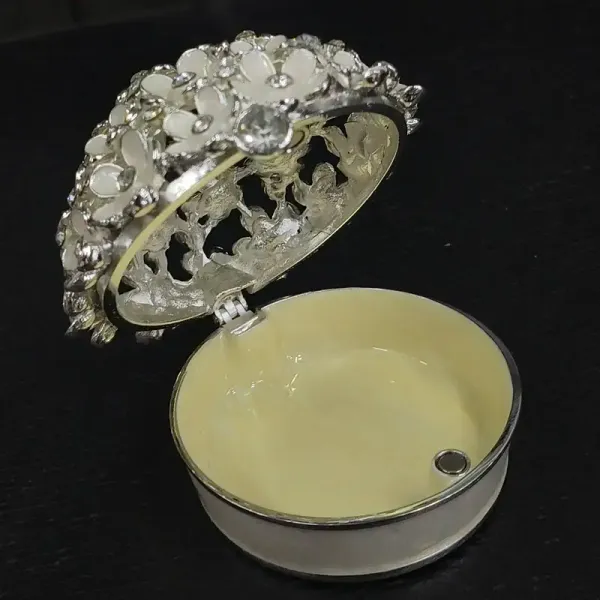 Ginni_And_Ring_Box_Floral_Design