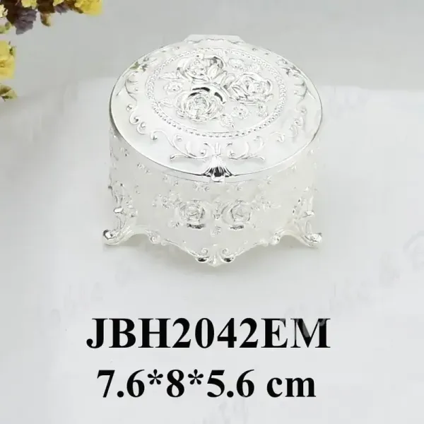 Ginny_Box_Round