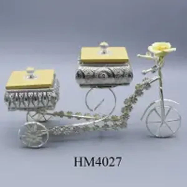 Cycle_Style_Dry_Fruits_Jar_With_Two_Spoon