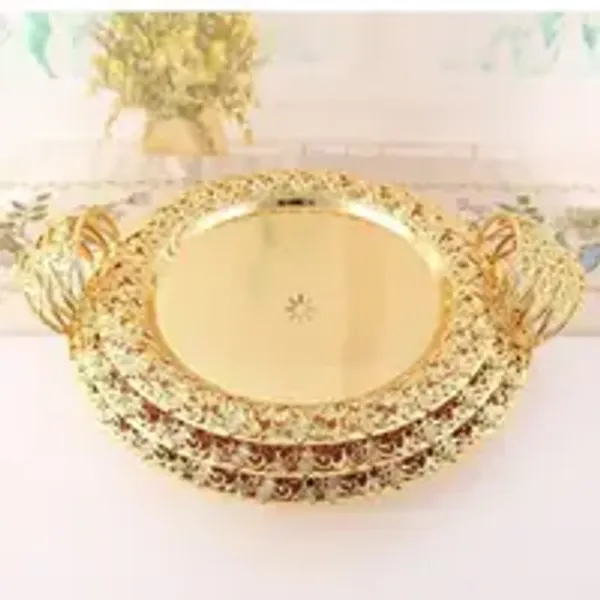 Set_Of_Three_Golden_Tray