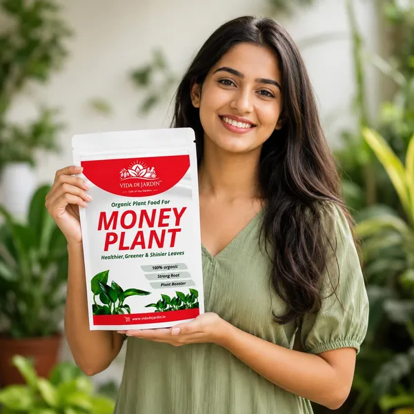 Vida_De_Jardin_Money_Plant_Essential_Organic_Plant_Food_Powder,_Heathier_Greener_And_Shinier_Leaves_For_Indoor_And_Outdoor_Gardening_(900_gram)