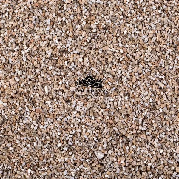 Vida_De_Jardin_Vermiculite_for_Gardening_|_Lightweight_Soil_Additive_for_Aeration_&_Moisture_Retention_|_Ideal_for_Seed_Germination,_Potting_Mix_&_Hydroponics_|_(900_Grams)