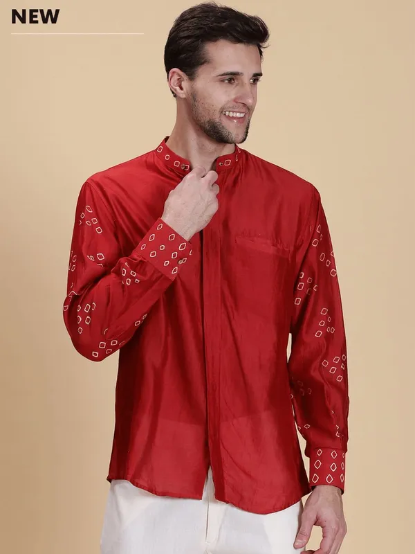 Red_Silk_Cotton_Regular_Fit_Formal_Shirt_For_Men