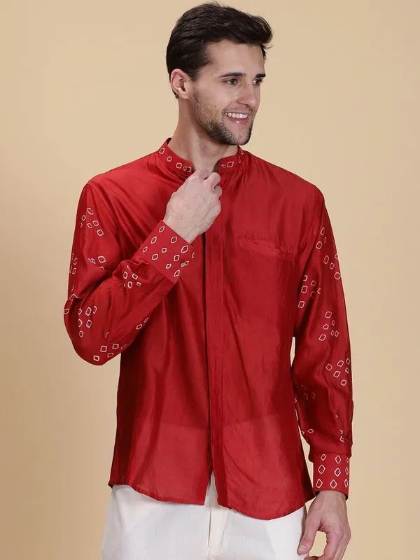 Red_Silk_Cotton_Regular_Fit_Formal_Shirt_For_Men