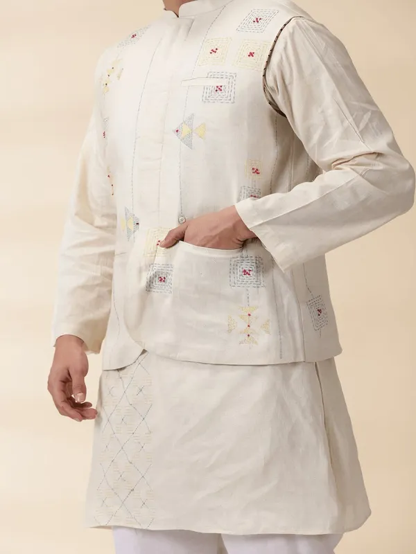 White_Khadi_Cotton_Embroidered_Kurta_Set_With_Jacket_For_Men