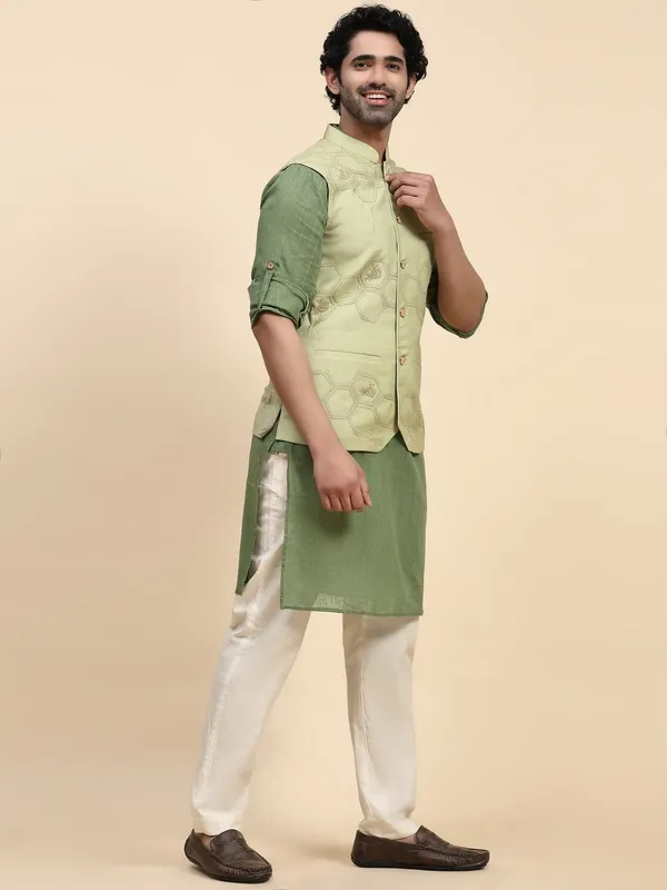 Green_Cotton_Chanderi_Embroidered_Kurta_Jacket_Set_For_Men