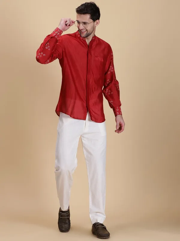 Red_Silk_Cotton_Regular_Fit_Formal_Shirt_For_Men
