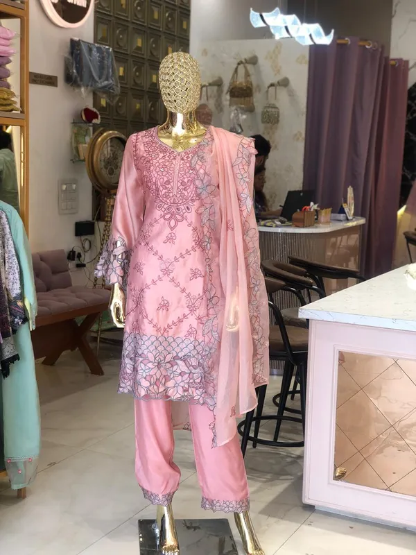 Pink_Satin_Straight_Embroidered_Pakistani_Suit_For_Women