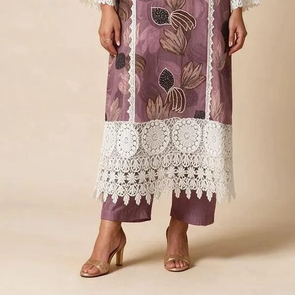 Cotton_Suit_for_Women_-_Purple_with_Lace_Detailing_|_Daily_Wear