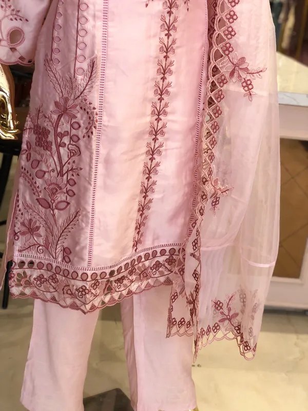 Baby_Pink_Satin_Embroidered_Pakistani_Suit_Set_For_Women