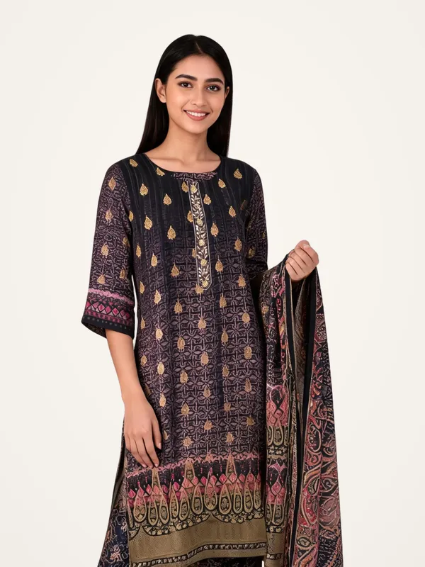 Cotton_Printed_Suit_for_Women_-_Black_Casual_with_Neck_Work_|_Daily_Wear