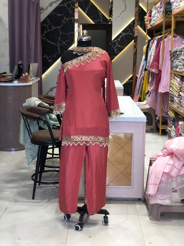 Peach_Pink_Crepe_A-Line_Embroidered_Suit_Set_For_Women