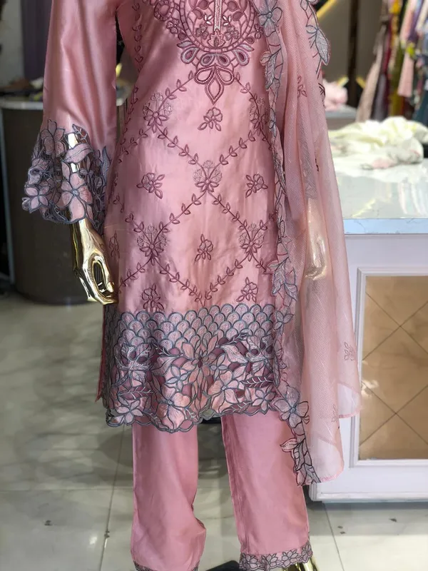 Pink_Satin_Straight_Embroidered_Pakistani_Suit_For_Women