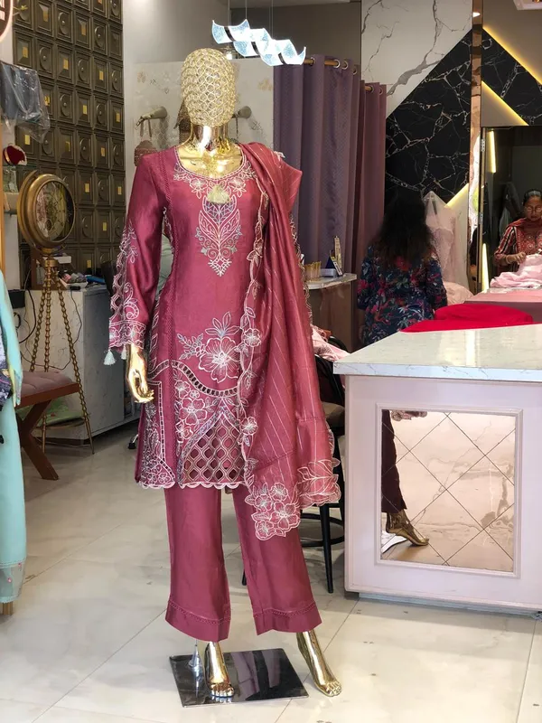 Maroon_Satin_Straight_Embroidered_Pakistani_Suit_For_Women
