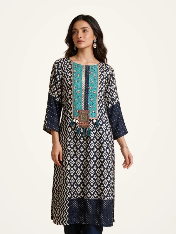 Muslin_Printed_Suit_for_Women_-_Blue_Casual_with_Neck_Detailing_|_Daily_Wear