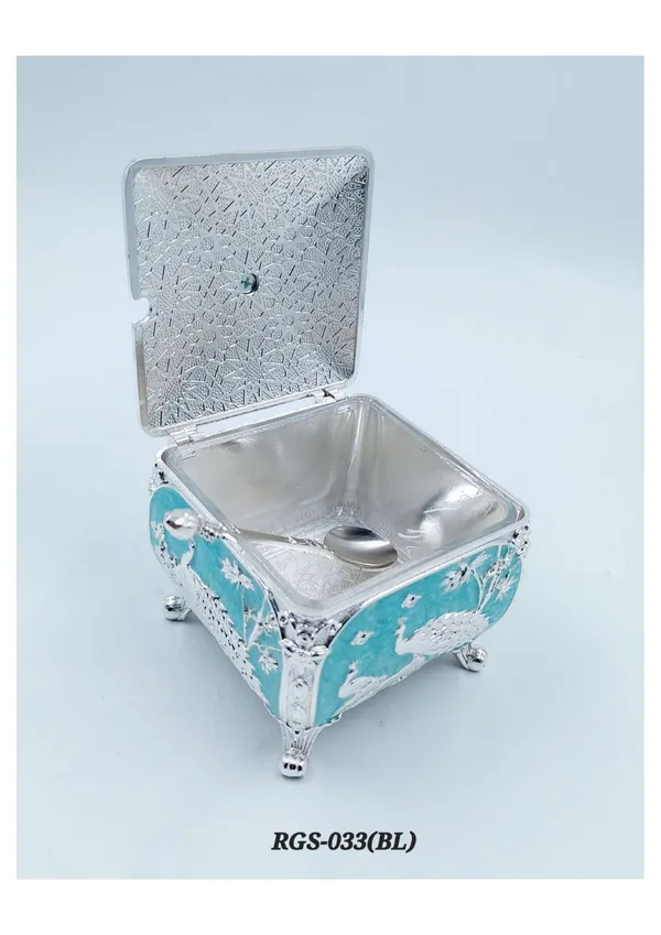 Metal_Ornate_Floral_Pattern_Dry_Fruit_Box_With_Spoon
