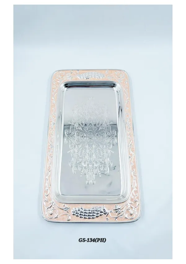 Metal_Ornate_Floral_Pattern_Wall_Mirror