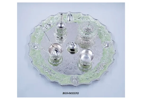 Metal_Traditional_Floral_Pooja_Thali