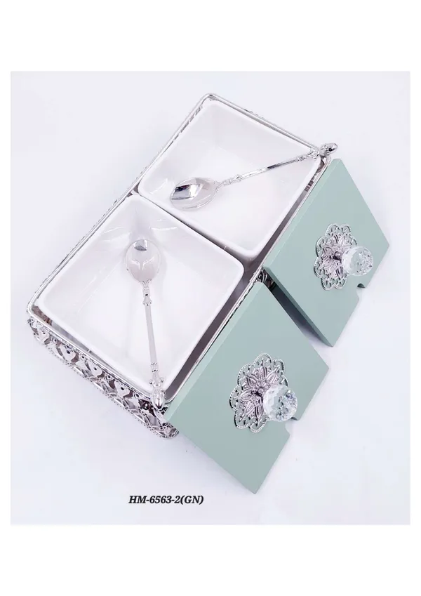 Metal_Ornate_Dual_Lid_Storage_Box