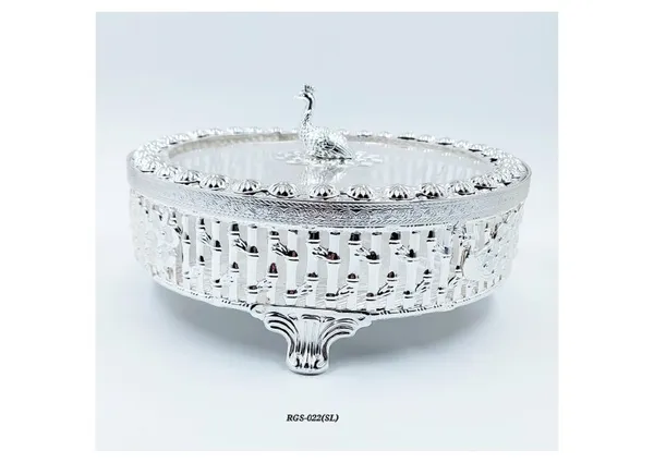Metal_Ornate_Covered_Serving_Bowl