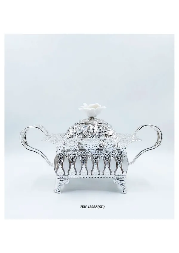 Metal_Traditional_Floral_Covered_Serving_Bowl