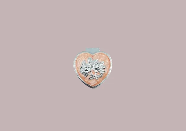 Silver_Metal_Floral_Heart_Pendant_Sindoor_Box