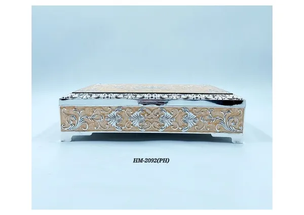 Metal_Decorative_Floral_Pattern_Compartment_Storage_Box