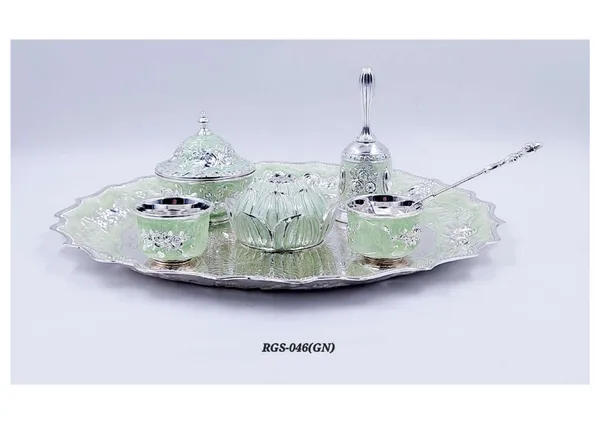 Metal_Traditional_Floral_Pooja_Thali_Set_Silver