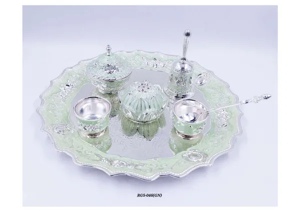 Metal_Traditional_Floral_Pooja_Thali_Set_Silver