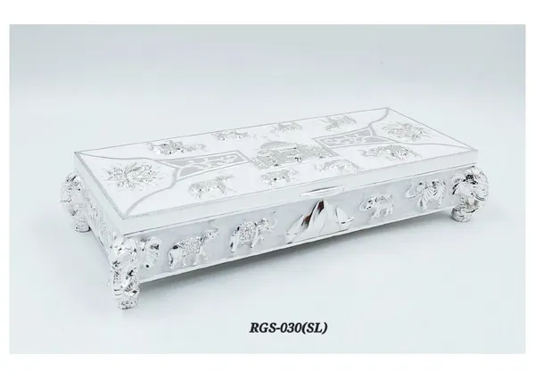 Metal_Ornate_Floral_Pattern_Jewellery_Box