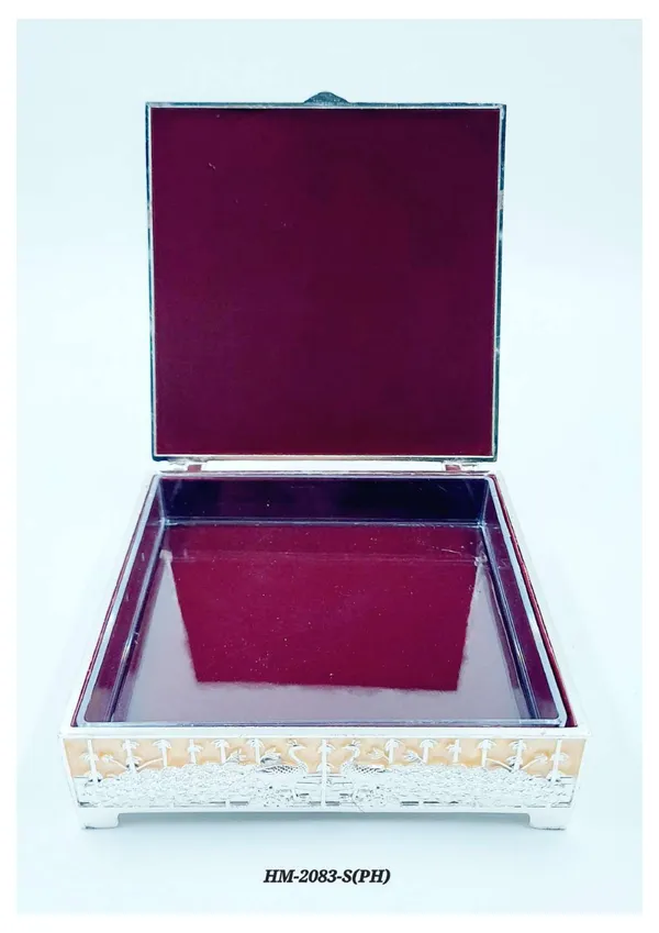 Metal_Traditional_Floral_Pattern_Decorative_Box