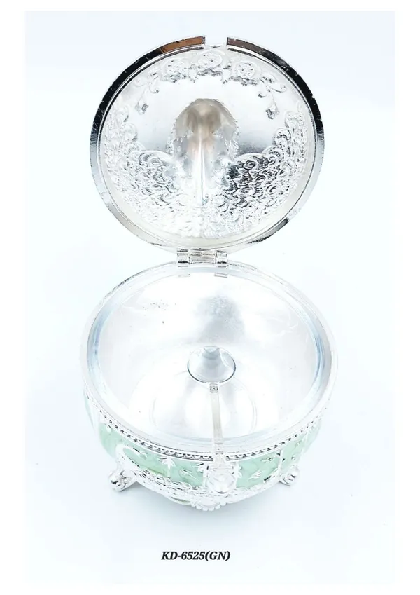 Metal_Traditional_Peacock_Motif_Covered_Serving_Bowl